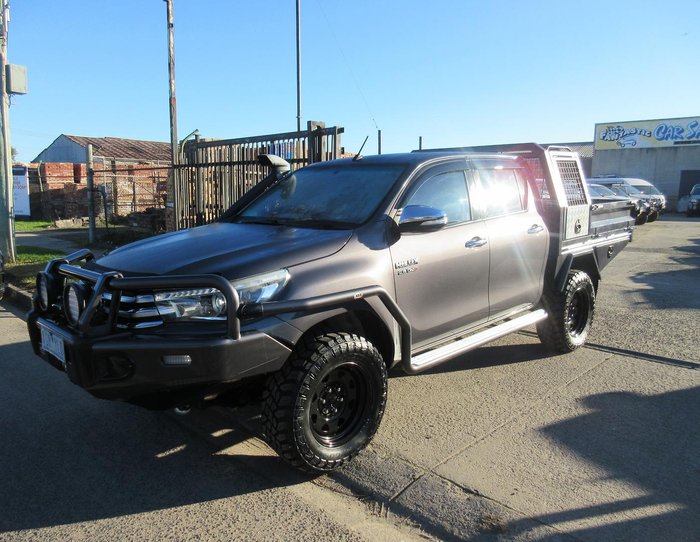 2016 Toyota Hilux SR