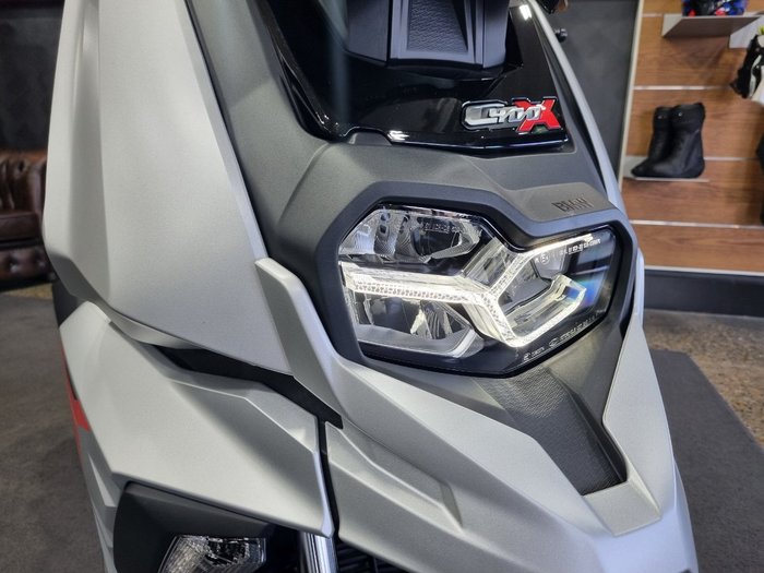 2026 BMW Motorrad C 400 X ION White Aluminium Metallic Matt