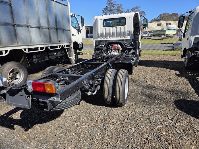 2025 Hino 300 Series 616