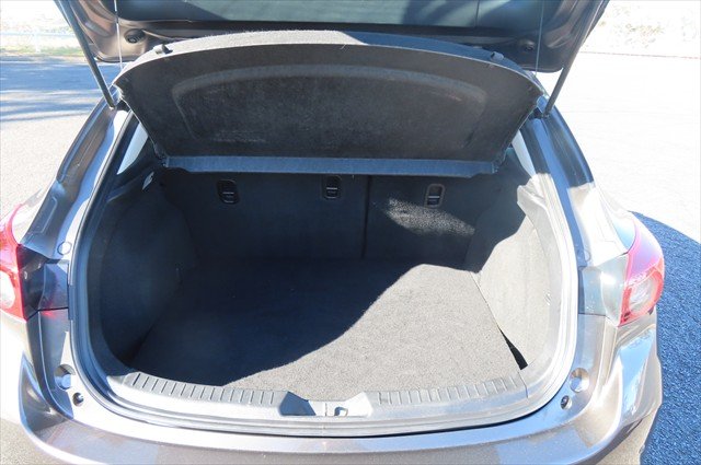 2018 MAZDA Mazda3 MAXX SPORT
