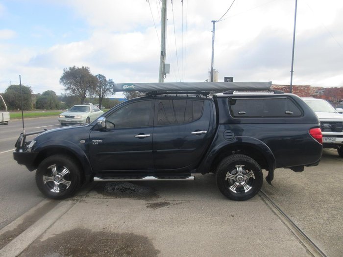 2012 Mitsubishi Triton GLX-R