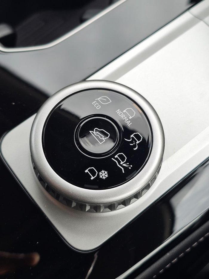 2025 Mitsubishi Outlander LS
