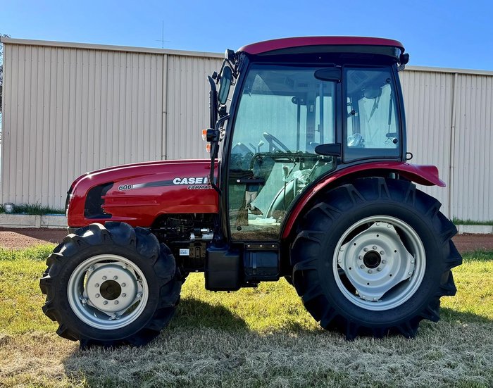 2026 CASE IH Farmall 60B