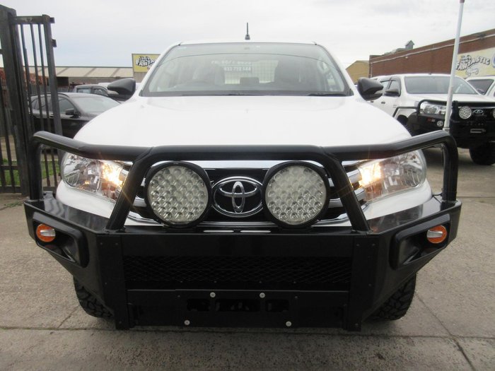 2015 Toyota Hilux SR