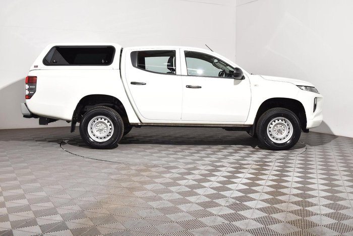 2020 Mitsubishi Triton GLX ADAS