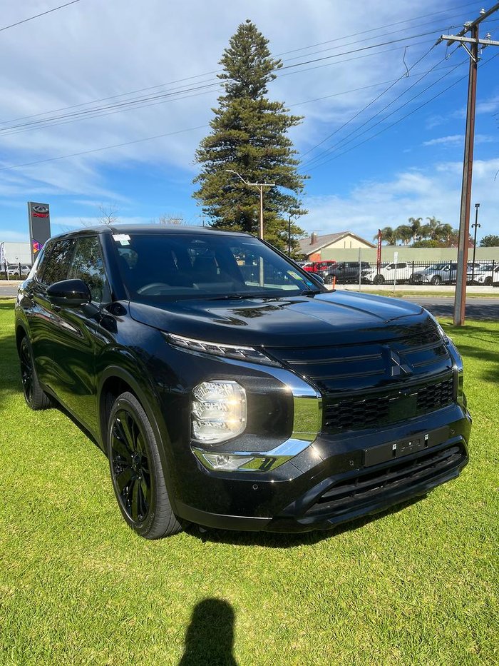 2026 Mitsubishi Outlander Black Edition