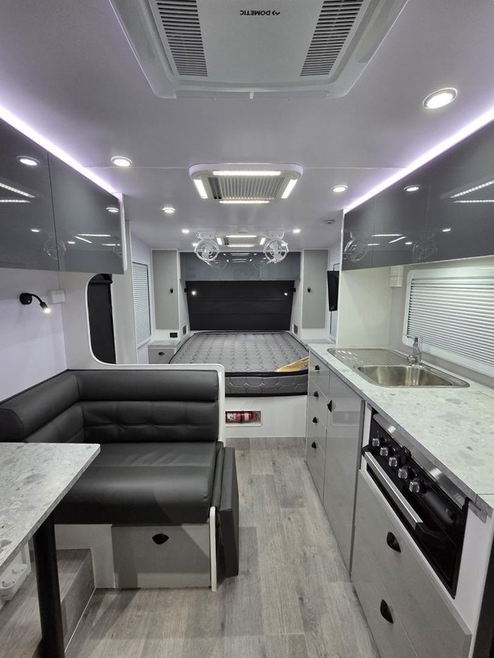 2025 Safari Caravans Delta1810