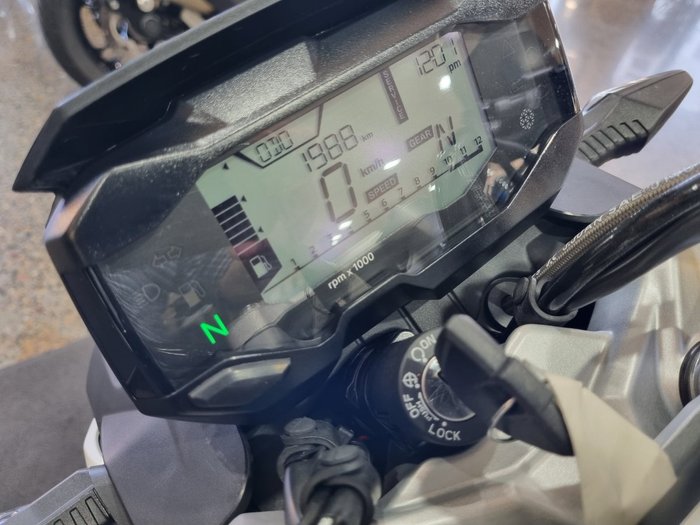 2026 BMW Motorrad G 310 R RACINGBLUE METALLIC