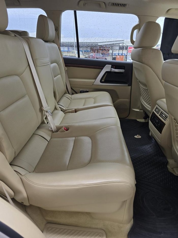 2017 Toyota Landcruiser VX