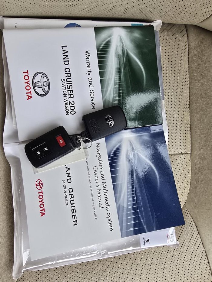 2017 Toyota Landcruiser VX