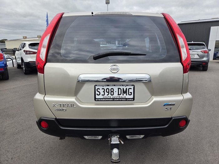 2011 Nissan X-TRAIL ST