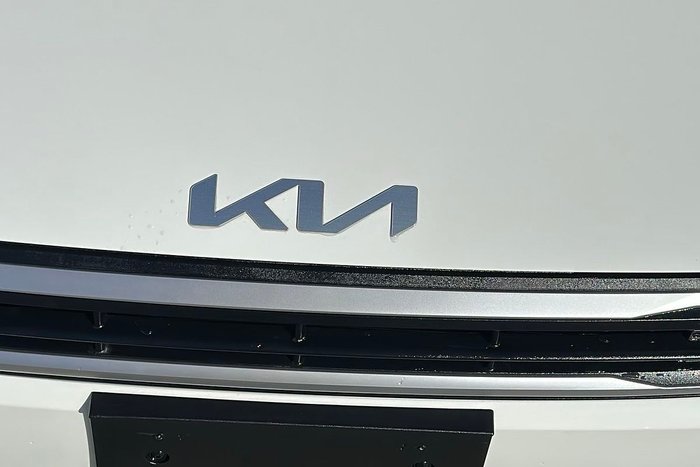 2024 Kia K4 Sport