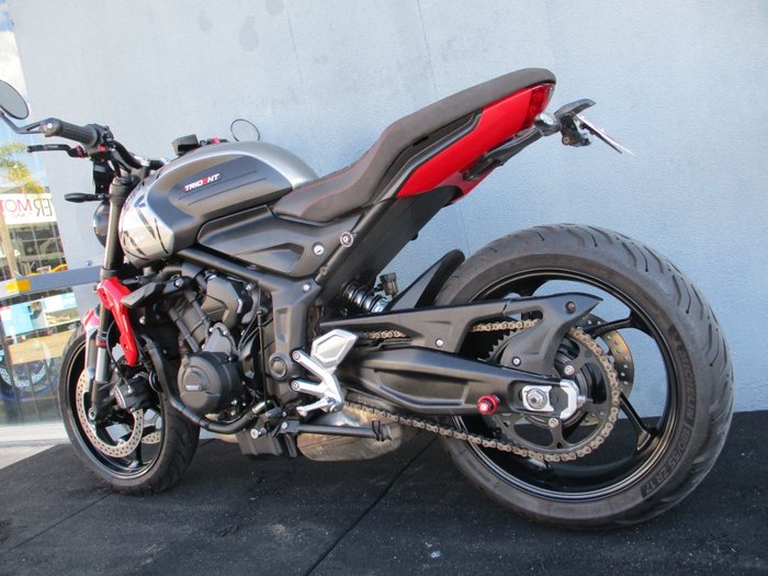 2022 Triumph TRIDENT 660 SILVER