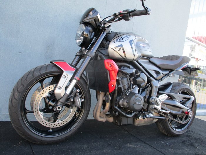 2022 Triumph TRIDENT 660 SILVER