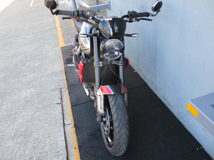 2022 Triumph TRIDENT 660 SILVER