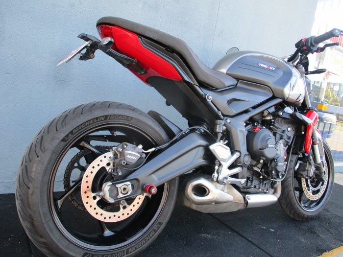 2022 Triumph TRIDENT 660 SILVER
