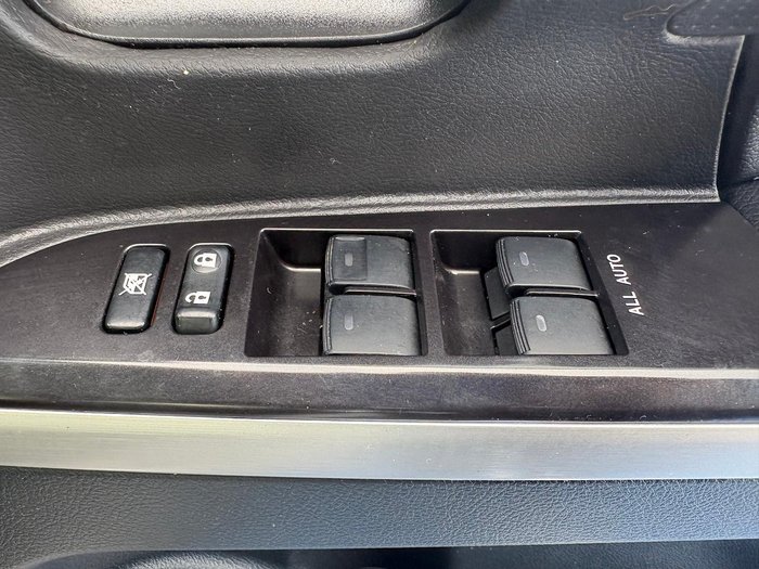 2020 Toyota Landcruiser VX