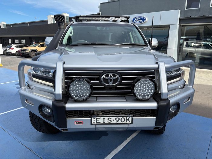 2020 Toyota Landcruiser VX
