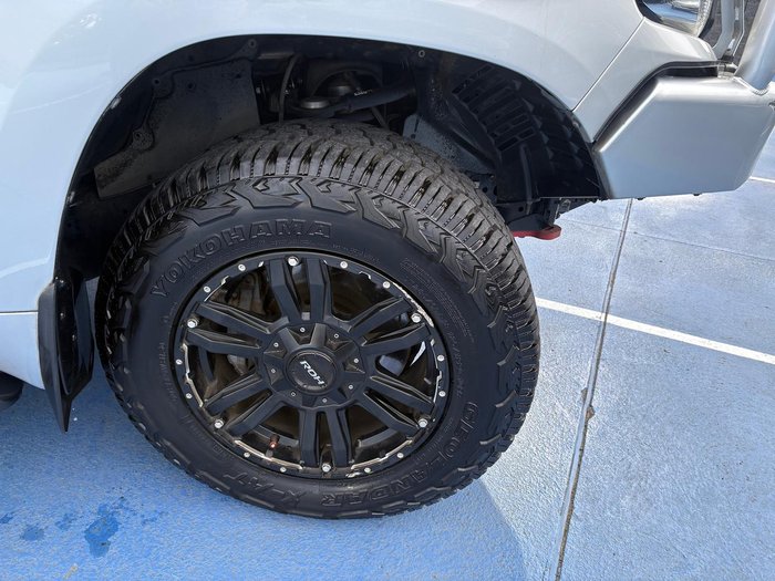 2020 Toyota Landcruiser VX