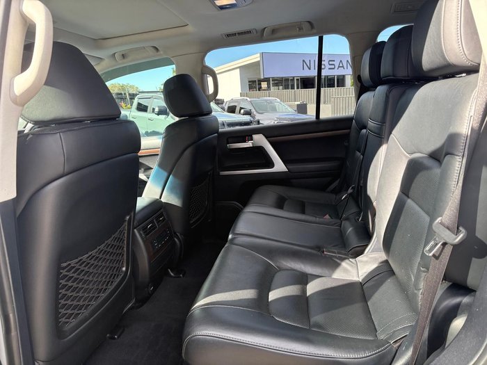 2020 Toyota Landcruiser VX