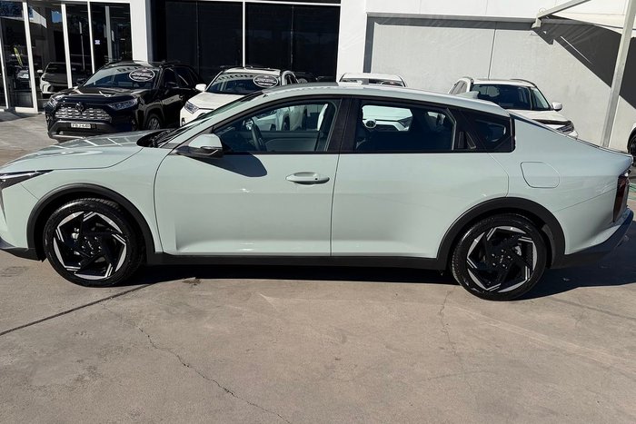 2024 Kia K4 Sport
