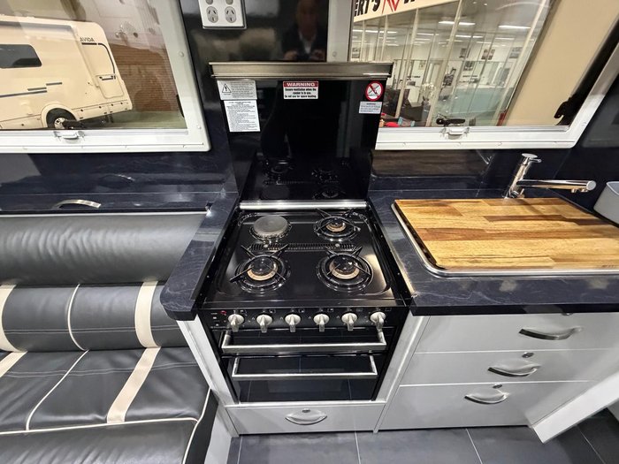 2018 Paradise MotorHomes INTEGRITY SL