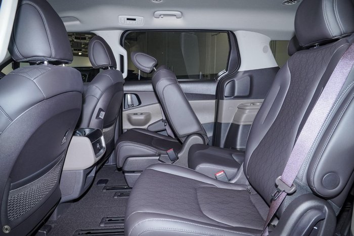 2026 Kia Carnival Sport+ HEV