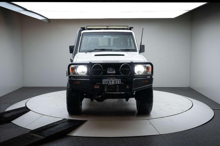 2013 Toyota Landcruiser GXL