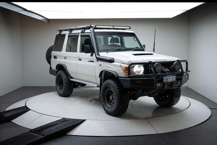 2013 Toyota Landcruiser