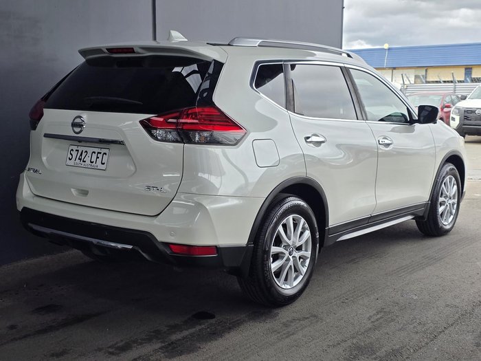 2020 Nissan X-TRAIL ST-L