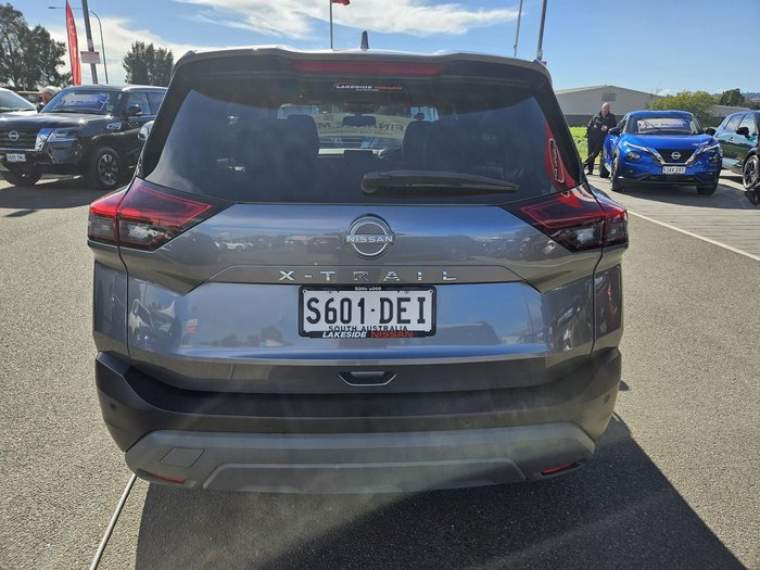 2024 Nissan X-TRAIL ST-L