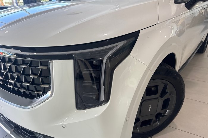 2025 Kia Carnival GT-Line HEV