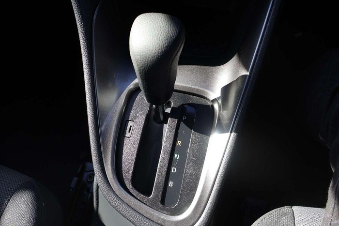 2024 Toyota Yaris Ascent Sport Hybrid