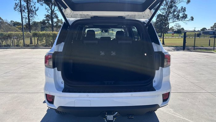 2026 Ford Everest Platinum