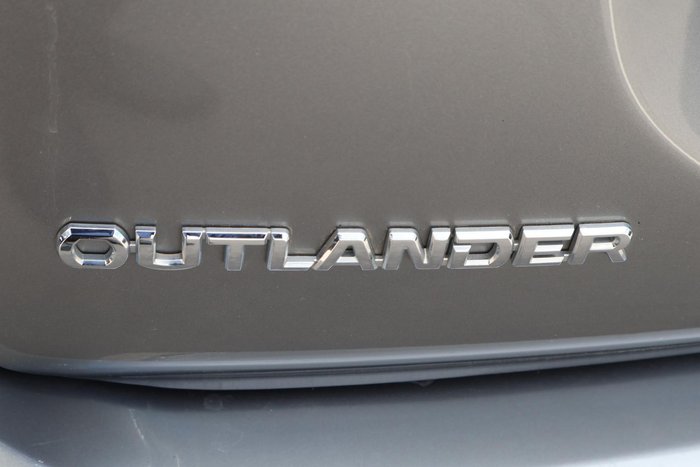 2020 Mitsubishi Outlander Black Edition