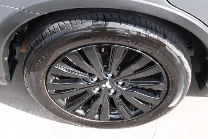 2020 Mitsubishi Outlander Black Edition
