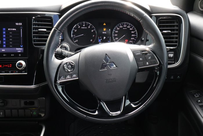 2020 Mitsubishi Outlander Black Edition