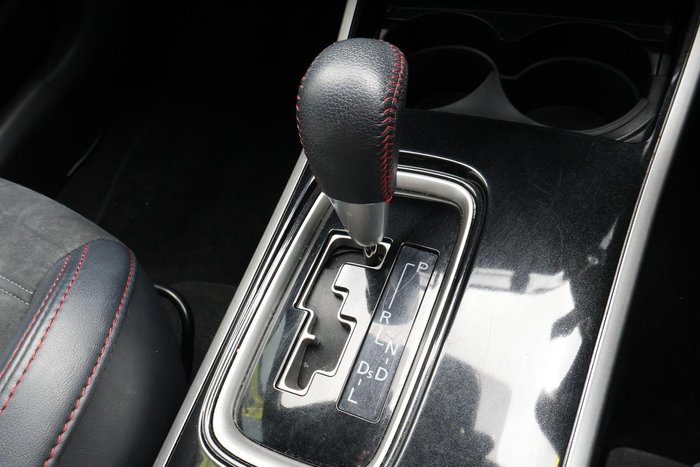 2020 Mitsubishi Outlander Black Edition