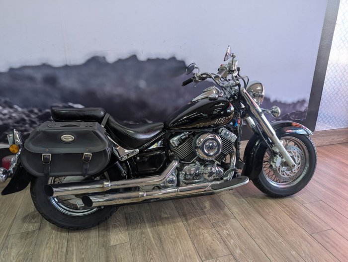 2014 Yamaha XVS650 V-STAR CUSTOM Black