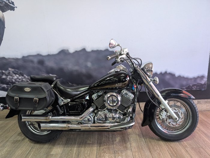 2014 Yamaha XVS650 V-STAR CUSTOM Black