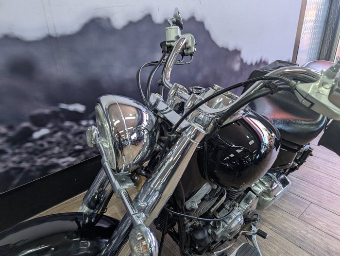 2014 Yamaha XVS650 V-STAR CUSTOM Black