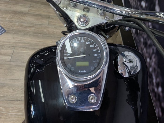 2014 Yamaha XVS650 V-STAR CUSTOM Black