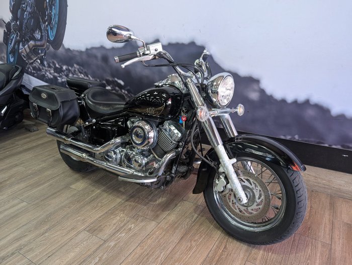 2014 Yamaha XVS650 V-STAR CUSTOM Black