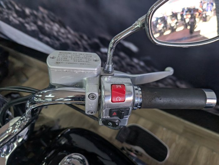2014 Yamaha XVS650 V-STAR CUSTOM Black