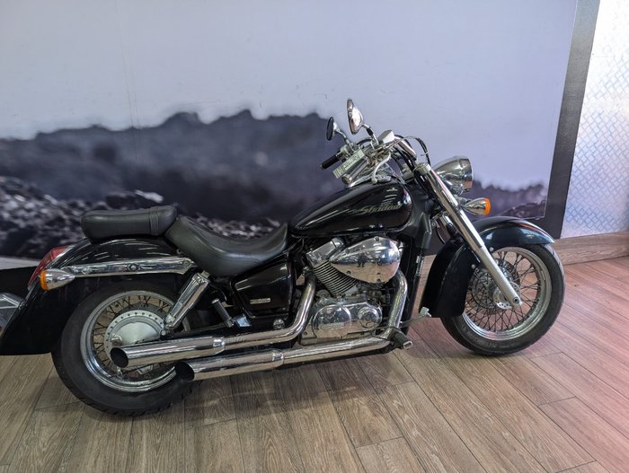 2014 Yamaha XVS650 V-STAR CUSTOM Black