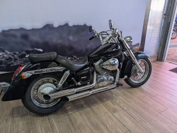 2014 Yamaha XVS650 V-STAR CUSTOM Black