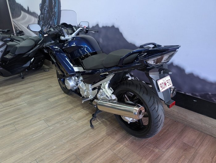 2025 Yamaha FJR1300AE BLUE