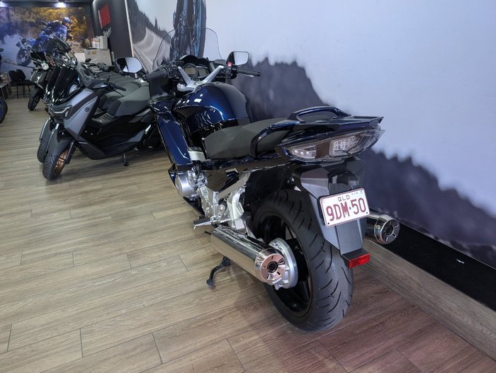 2025 Yamaha FJR1300AE BLUE