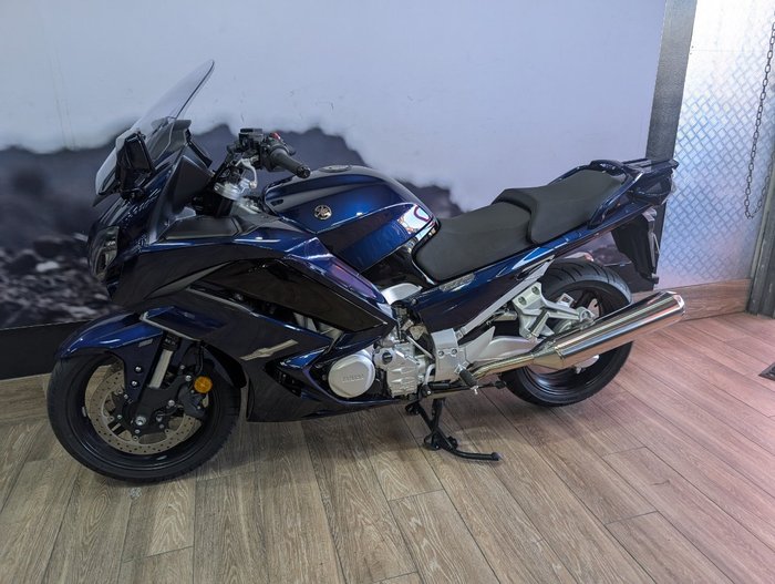 2025 Yamaha FJR1300AE BLUE