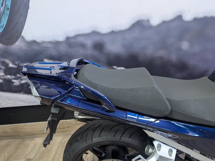 2025 Yamaha FJR1300AE BLUE